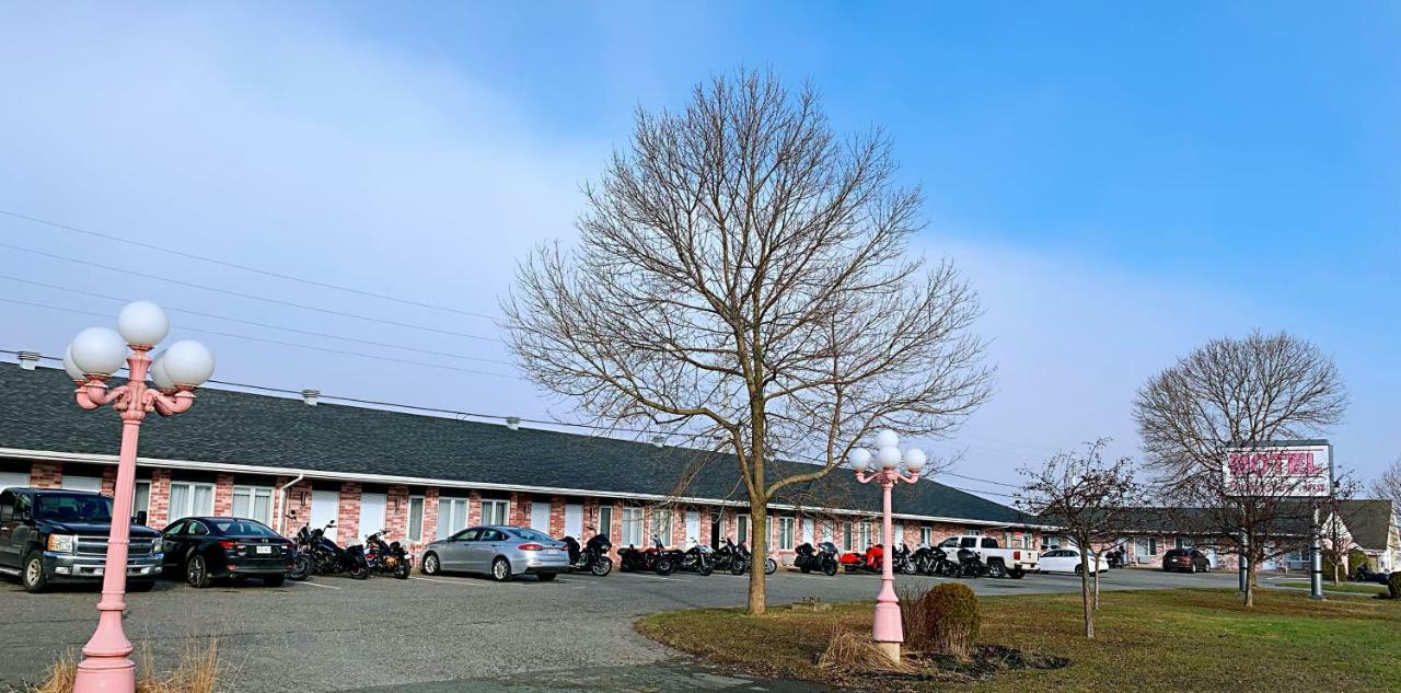 Motel Invitation Sainte-Marie Exterior photo